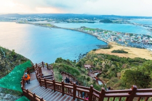 Jeju Scenic &amp; Culture Tour